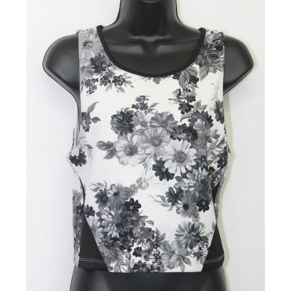 SHE Soul Harmony Energy Floral Tank Top Womens Small S Crop Black White NN01